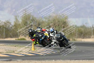 media/Nov-16-2025-Race Pace (Sun) [[8c5fa54630]]/Verified Riders/2-Turn 7 (945am)/